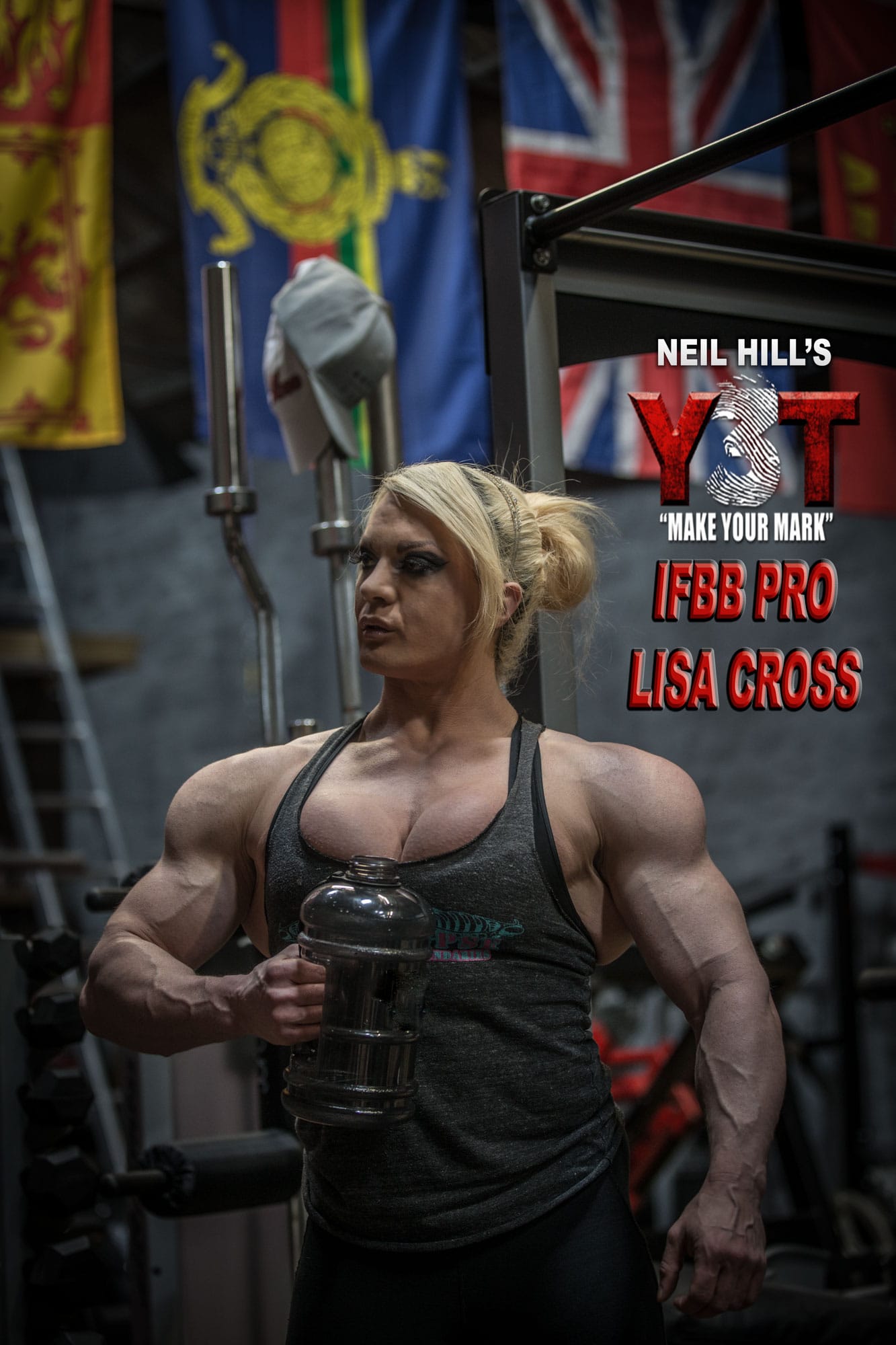 Shoulder Boulder - Lisa Cross, Female Bodybuilder